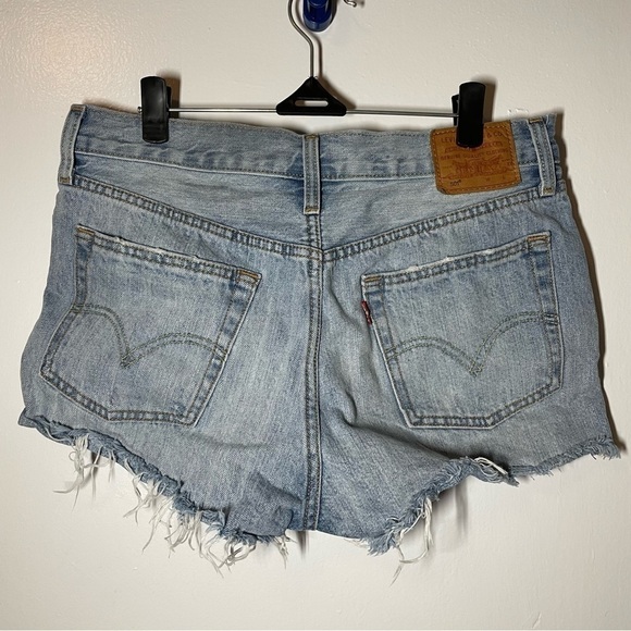 LEVI’S 501 Distressed Shorts size 28 - Picture 8 of 8